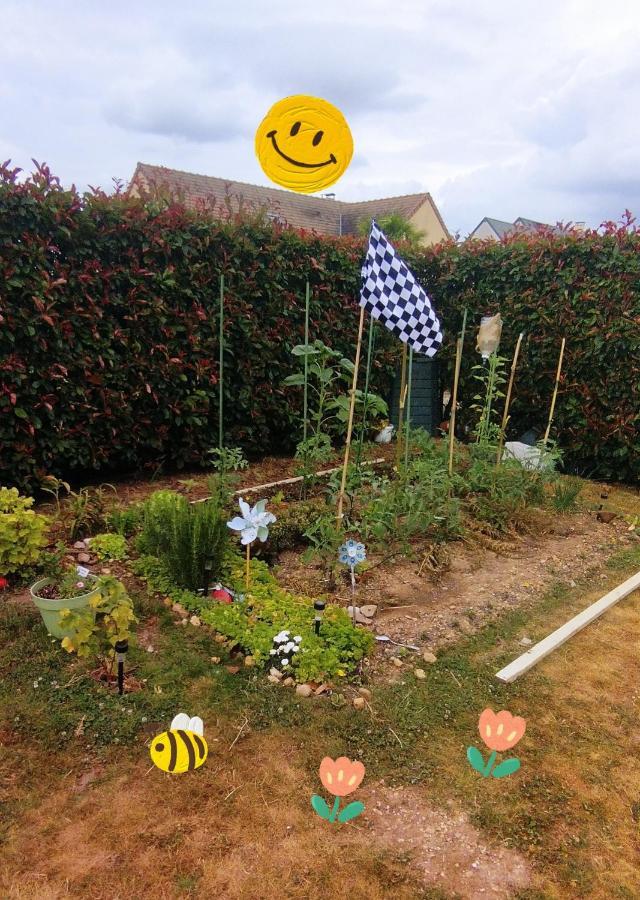 24H Le Mans Chambres Rooms Spay Exterior foto